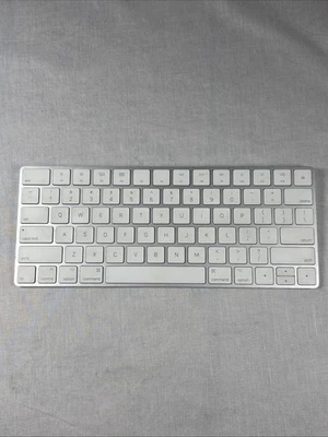 Apple Magic Keyboard A1644 Wireless Bluetooth Keyboard – Silver/White - Image 1 of 4