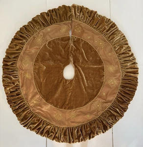 Goldener Velours Weihnachtsbaum Rock mit bestickten Schneeflocken 47 Zoll - Bild 1 von 10