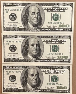 Lot of 3 1996 US One Hundred Dollar Bills $100 UNCIRCULATED SEQUENTIAL AB-SERIES - Picture 1 of 2