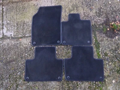 GENUINE VOLVO XC90 MK2 2015-2024 VELOUR CARPET FLOOR MATS BLACK GOOD NOT WASHED - Image 1 of 4
