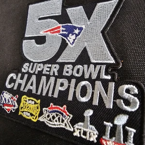 NEW ENGLAND PATRIOTS 5x Super Bowl Champions Embroidered PATCH - Picture 1 of 6