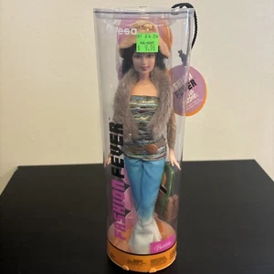 Barbie Fashion Fever Teresa H0657 NRFB Hat Blue Ombré Bell Bottoms Unopened - Picture 1 of 7