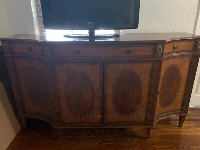 Ethan Allen Townhouse Inlaid Demilune Sideboard Mahogany - Image 1 of 4