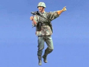 Verlinden 200mm 1/9 German Panzergrenadier Machine Gunner w/MG 42 1944 WWII 511 - Picture 1 of 1