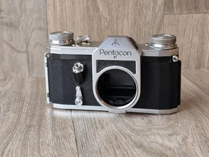 Cámara réflex Pentacon F - Imagen 1 de 15