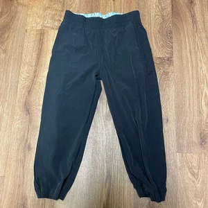 Ivivva Lululemon Girls Black Cropped Stretch Nylon Jogger Pants Size 12 Pockets - Picture 1 of 7