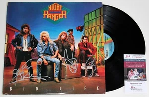 NIGHT RANGER SIGNED BIG LIFE LP VINYL RECORD ALBUM AUTOGRAPHED +JSA COA - Picture 1 of 3