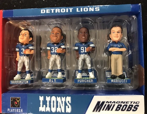 Detriot Lions Rare NFL 4 player mini bobblehead set Retro  Magnetic Cool Item Cover