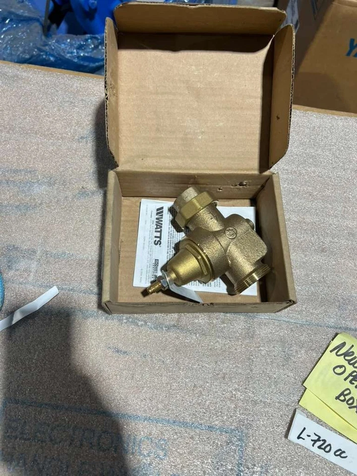 NEW OPEN BOX Watts LFN55BM1-U Water Pressure Reducing Valve STK L720CC - Image 1 of 3