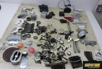 00-06 LOTE DE PIEZAS HARLEY-DAVIDSON SOFTAIL FXST TUERCAS PERNOS  Foto 1 de 4