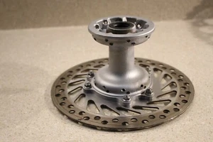 Buje de rueda delantera y rotor de freno 97-07 Honda CR125R CR250R - 97-01 CR500R 5293 Z3 - Imagen 1 de 8