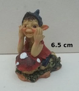 PIXIE ELFE PIXIES FARFADET KORRIGAN Figur, auf Pilz, 6,5 cm G29-16 - Bild 1 von 1