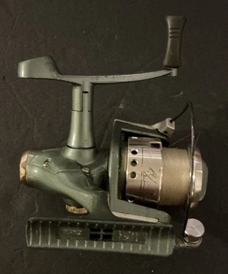 Carrete giratorio de pesca Quantum KV30F Kevin Van Dam Signature Series Foto 1 de 4