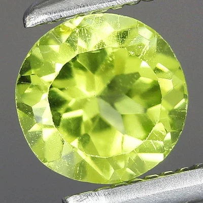 0.56ct t.w 5.1x5mm Round Natural Green Peridot Gemstone, Myanmar - image 1 of 4