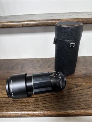 Asahi Pentax Lens SUPER TAKUMAR 1:4/200mm Telephoto Camera Lens w/case - Image 1 of 4