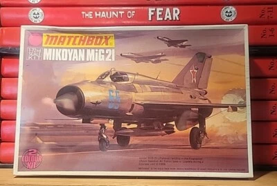 VINTAGE CLASSIC 1973 MATCHBOX 1/72 1970s Mikoyan MIG-21 "FISHBED" SS Jet Fighter - Image 1 of 2