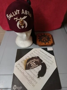 Vintage Jeweled Shriner Hat "Ballut Abyad" , Clock, and Vinyl (SEE DESCRIPTION) - Picture 1 of 5