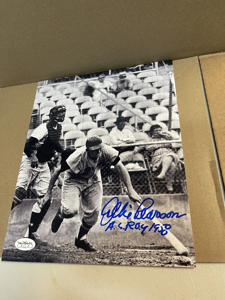 Washington Senators Albie Pearson SIGNED 8X10 PHOTO W/ROY INSCRIPTION JSA STAMP - Image 1 of 1