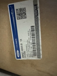 Ford OEM NIB BM5Z-16005-B Fender Assembly - Picture 1 of 2