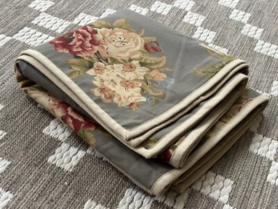 Chaps Ralph Lauren Hudson River Valley KING Travesseiro Falsa Floral Cáqui Cinza Par - Imagem 1 de 4