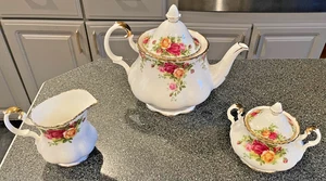 Vintage Royal Albert old country roses tea set, 1962 - Picture 1 of 9