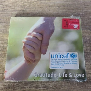 New Sealed Pier 1 Imports UNICEF CD Gratitude Life Love - Imagen 1 de 1
