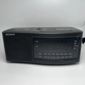 SONY DREAM MACHINE ICF-C740 Clock Radio AM/FM Digital Dual Alarm - Picture 1 of 4