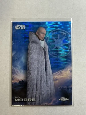 2025 Topps Chrome Star Wars #169 Sly Moore BLUE PULSAR Refractor - Image 1 of 2