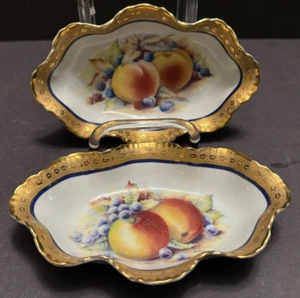 2 Limoges Ruffled Fruit Dishes Fruit Gold Decoration Vintage L'etoile Porcelain - Imagen 1 de 13