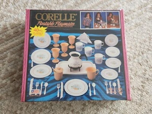 VINTAGE CORELLE PORTABLE PLAYMATES 40 PC CHILDRENS PLAYSET ( NEW SEALED ) USA  - Picture 1 of 1