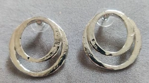 Pendientes perforados firmados dobles redondos de lujo Oscar de la Renta - Imagen 1 de 4