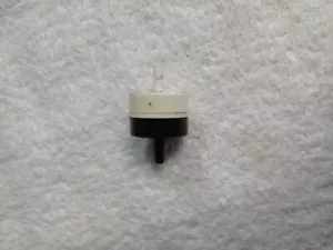 BMW E36 E46 E39 E60 E61 E38 Vacuum Control Valve Germany Genuine OE 11611312737 - Picture 1 of 1
