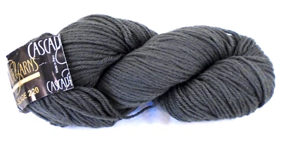 Cascade Yarns 220 100% Highland Wool 3.5oz 220 yds Color 9428 Greenish Gray - Image 1 of 3