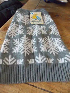 Dog Sweater Size Medium Cozy Pet NWT - Picture 1 of 2