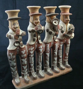Colección Raquel Hecha a Mano en Perú Arcilla Escultura de Banda Candelabro - Imagen 1 de 6