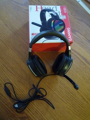 Stereo Gaming Headset Head Phones Earpads Ear-Cup Audio 3.5mm Jack & USB Connect - Image 1 of 4