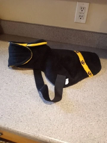 IOWA HAWKEYES DOG Cover Up, Fleece Size Large Cover