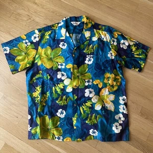 True Vintage REEF Hawaiian Shirt Blue Yellow Green White Flowers Made in Hawaii - Picture 1 of 10