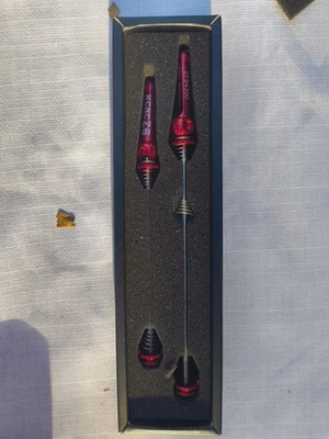 Pinchos de carretera Kcnc Z6 rojos - acero inoxidable  Foto 1 de 4