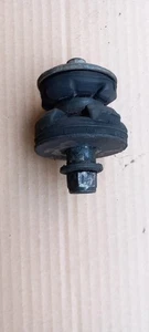 Hyundai Galloper Differential Mounting Carrier Bearing Damper Rubber Mount - Picture 1 of 5