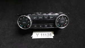 Y11128 Mercedes W204 Heizungsbetätigung Klimabedienteil Schalter A2049003803 - Bild 1 von 5