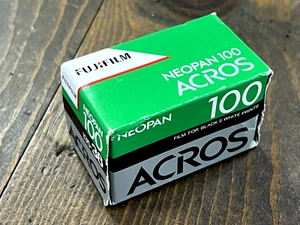 Fujifilm Neopan Acros 100 35mm 36 Exposure Black And White Film Roll Exp 2011 - Picture 1 of 2