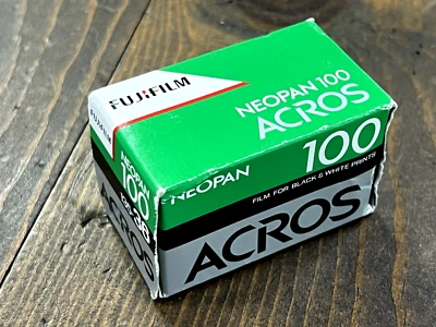 Fujifilm Neopan Acros 100 35mm 36 Exposure Black And White Film Roll Exp 2011 - Image 1 of 2