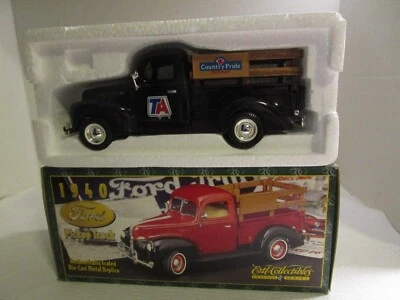 Camioneta Ford Prestige Series 1940 de colección ERTL Country Pride 1:25  Foto 1 de 4