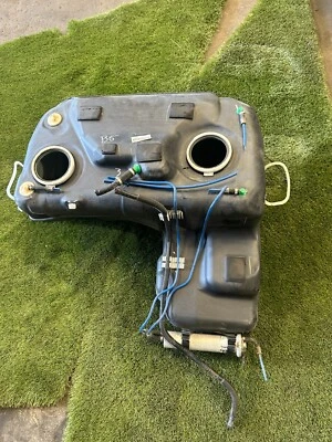 2000 - 20001 - 2002 BMW X5 E53 3.0L FUEL GAS TANK ASSEMBLY 6751818 OEM 231912 - Image 1 of 4