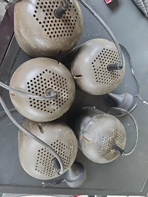 Staff Hängelampen m. braunem Metallgehäuse 5 Stk 1970er Kein Versand Fernost Usa - Image 1 of 4