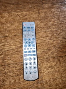 Mostrar másGE 6-Dispositivo Retroiluminado Botón Grande Universal TV Control Remoto - Imagen 1 de 3