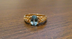 14K Gold Blue Oval TOPAZ Gemstone Ring + 4 Diamond Accents Size 8.5 - Picture 1 of 6
