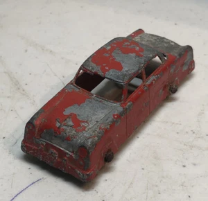 TOOTSIETOY RED 1940s 1950s FORD SEDAN CAR - Picture 1 of 8