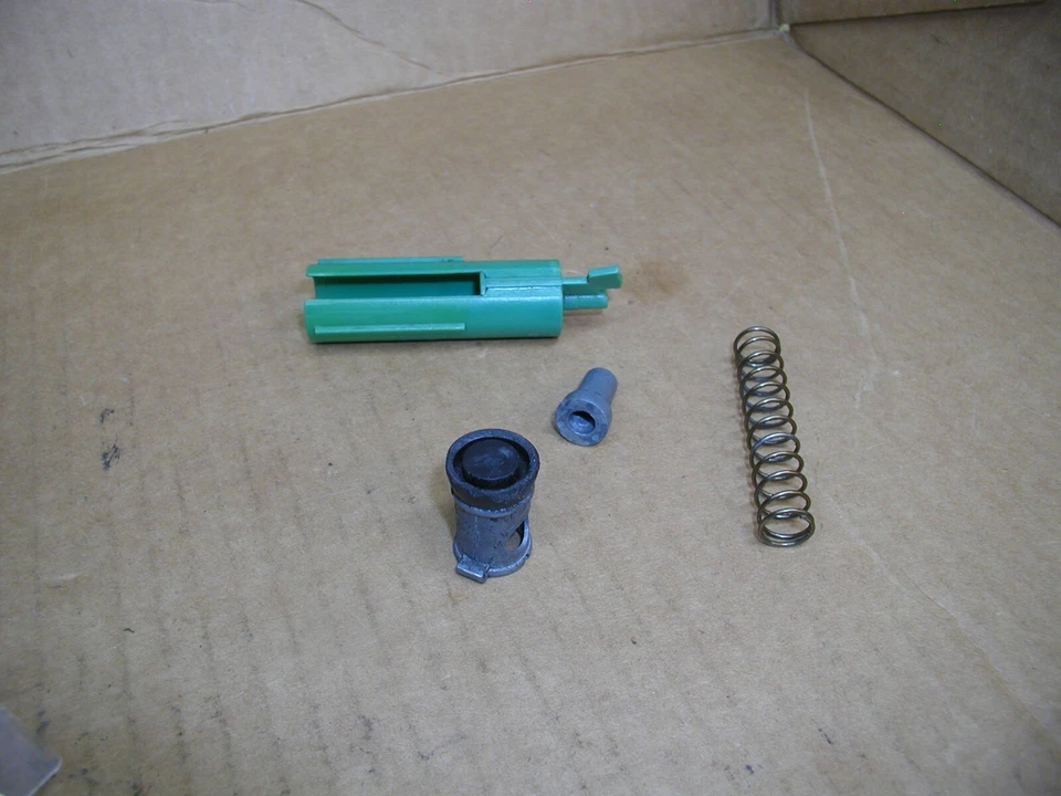 Pistola de Airsoft Tokyo Marui Tactical Master Beretta - Piezas de Retroceso Usadas Foto 1 de 3